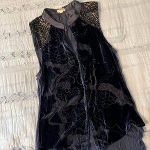 Anthropologie Tiny sleeveless velvet burnout top blouse with sequins size M
